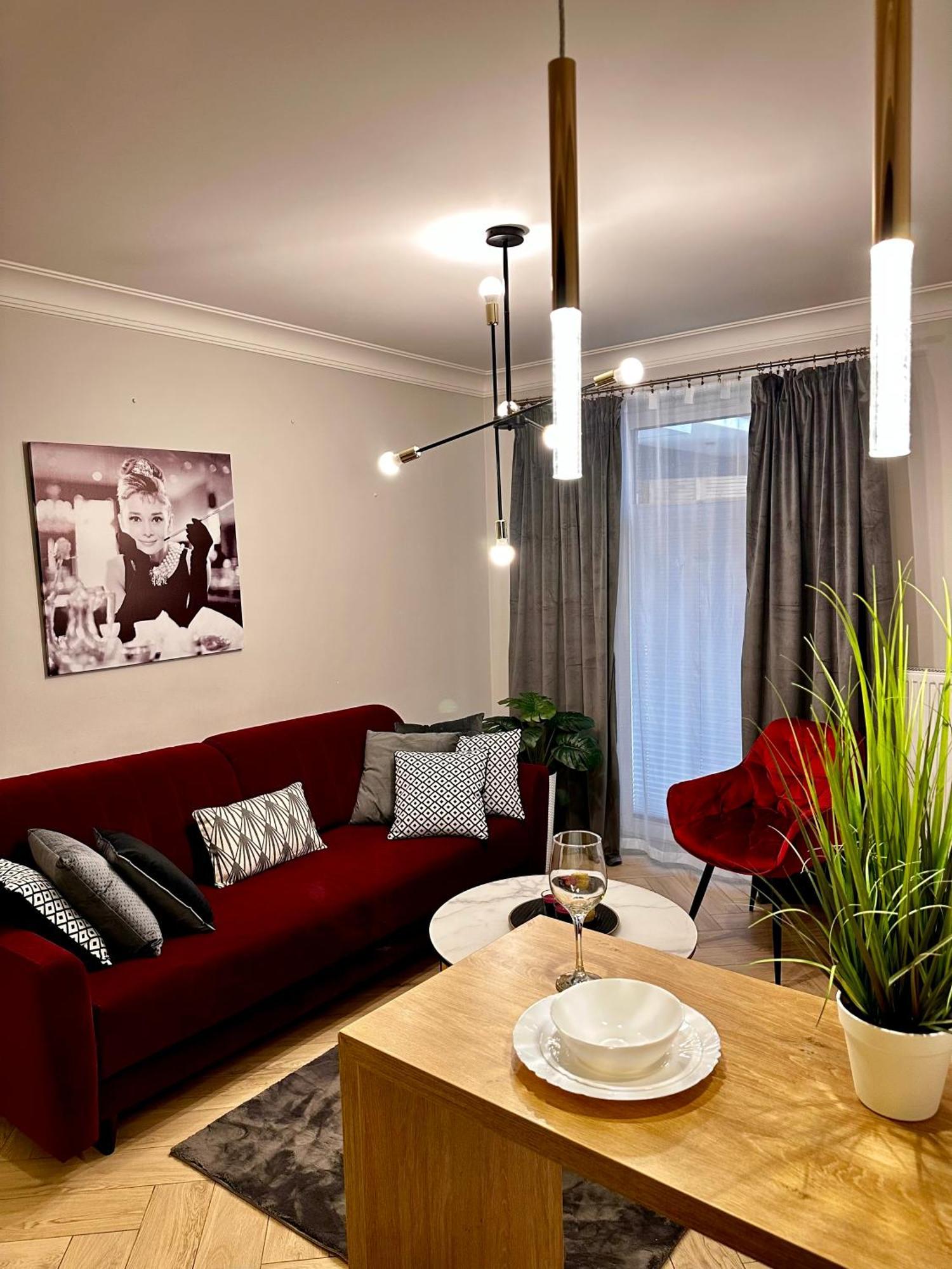 Kielce- Saphire Przy Zalew Kielecki, Faktura, Parking, Centrum Kielce