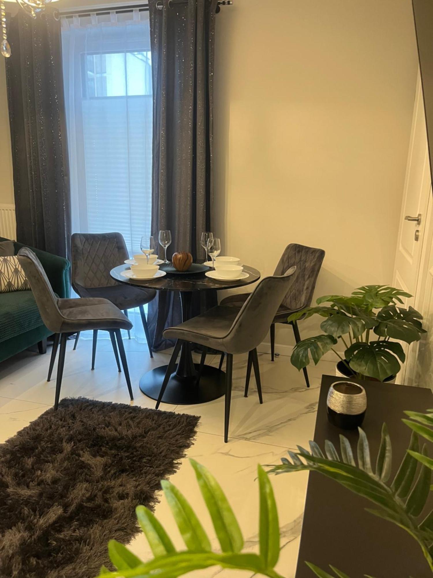 Kielce- Saphire Przy Zalew Kielecki, Faktura, Parking, Centrum Apartament